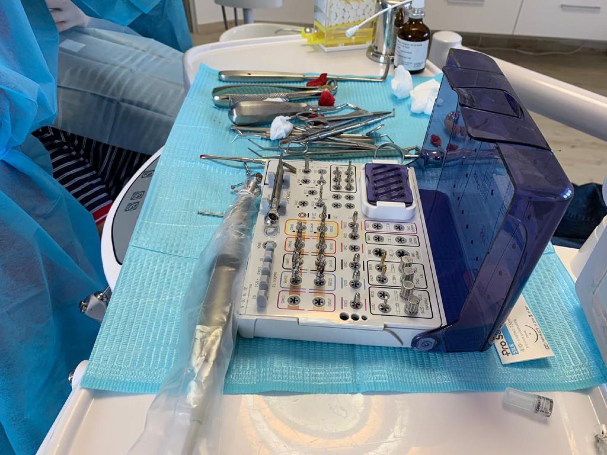 Implant surgery kit and instruments prepared in a treatment room at Implant Eladent